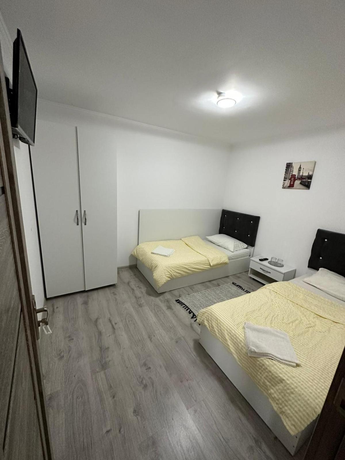 Villa Gigios Sport&Relax à Bailesti Extérieur photo
